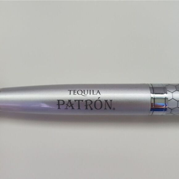 New Tequila Patron Silver Bee Honeycomb Pen Heavyweight Clip Twist Open Close - Picture 3 of 5